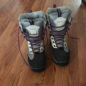 Winter Snowmobiling boots size 6 women’s